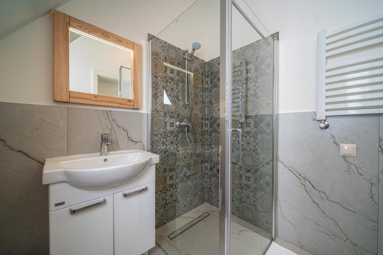 Apartamenty "Goralskie Katy" Agroturystyka Szaflary Exterior foto